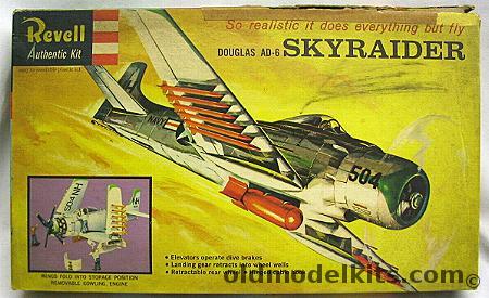 Revell 1/40 Douglas AD-6 Skyraider 'S' Kit, H269-198 plastic model kit
